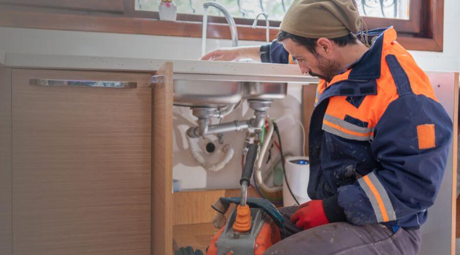 Professional sink repair in Uniopolis, OH